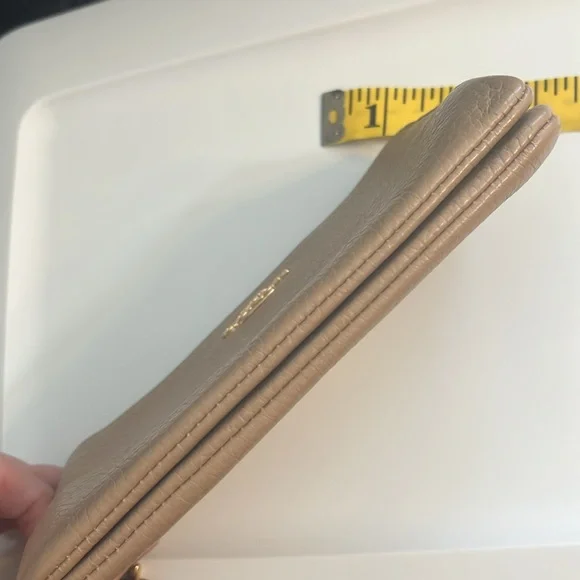 Coach coin purse  wristlet wallet cream tan - Picture 8 of 8